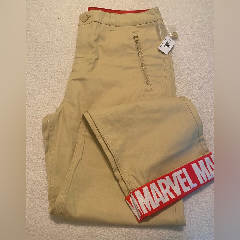 Disney Marvel Khaki pants Men’s size 34 NWT